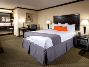 Canoga Hotel At Warner Center Лос-Анджелес Номер фото